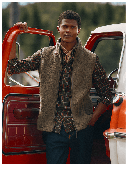 MEN'S GILETS