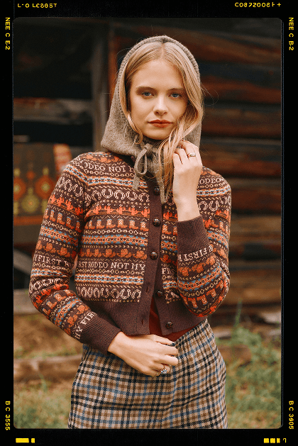 WOMEN'S KNITWEAR