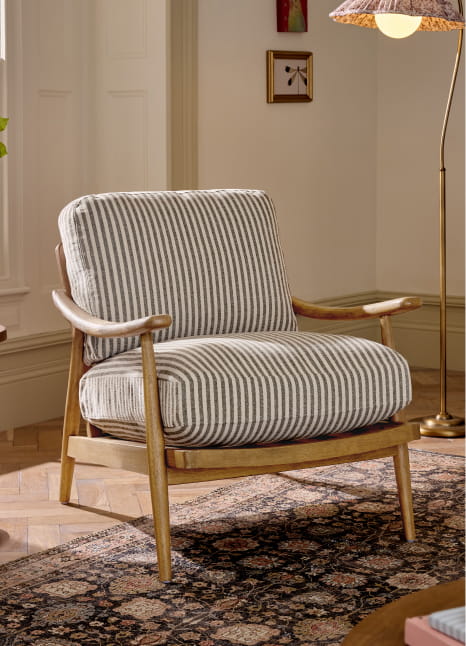 ACCENT CHAIRS