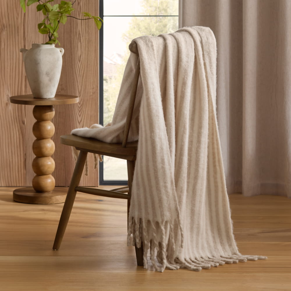 Cushions & Throws