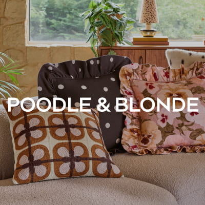 POODLE & BLONDE