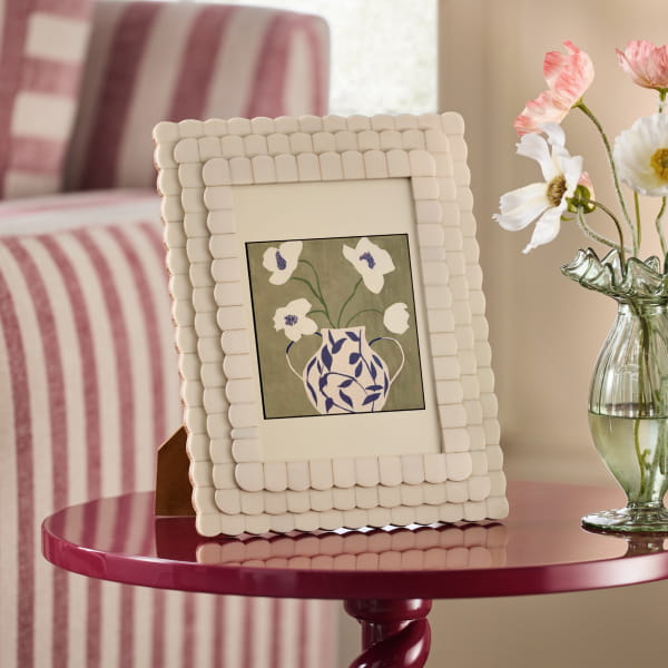 PHOTOFRAMES