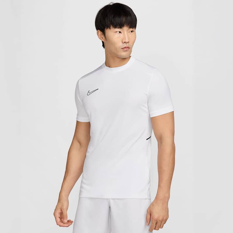 Sports_Club_HP_20260604_Product_Reel_04.jpg