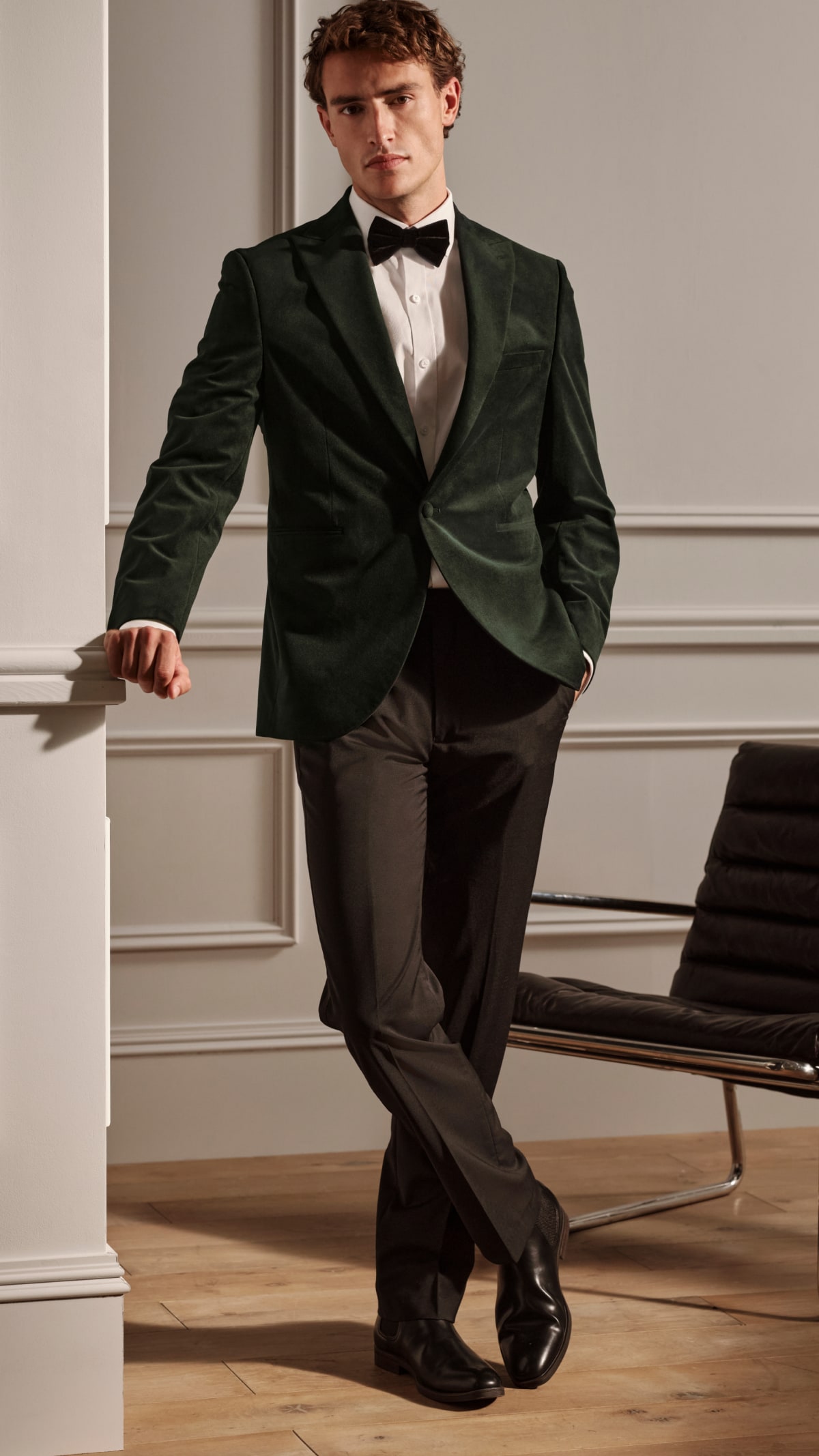 BROOK TAVERNER