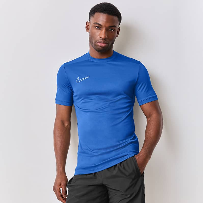 Sports_Club_HP_20260604_Product_Reel_06.jpg