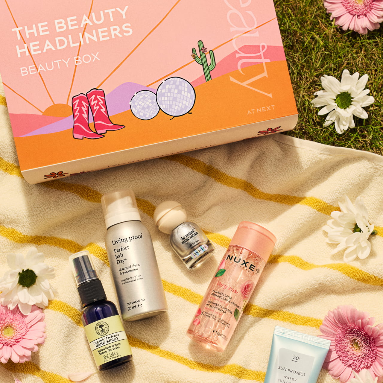 THE BEAUTY HEADLINERS BEAUTY BOX