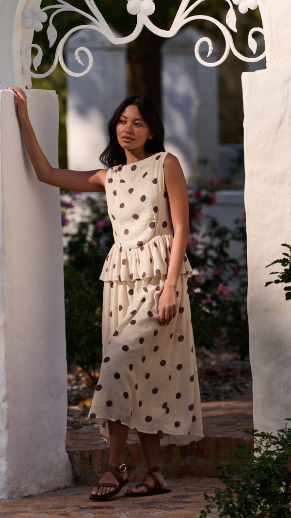 LAURA ASHLEY