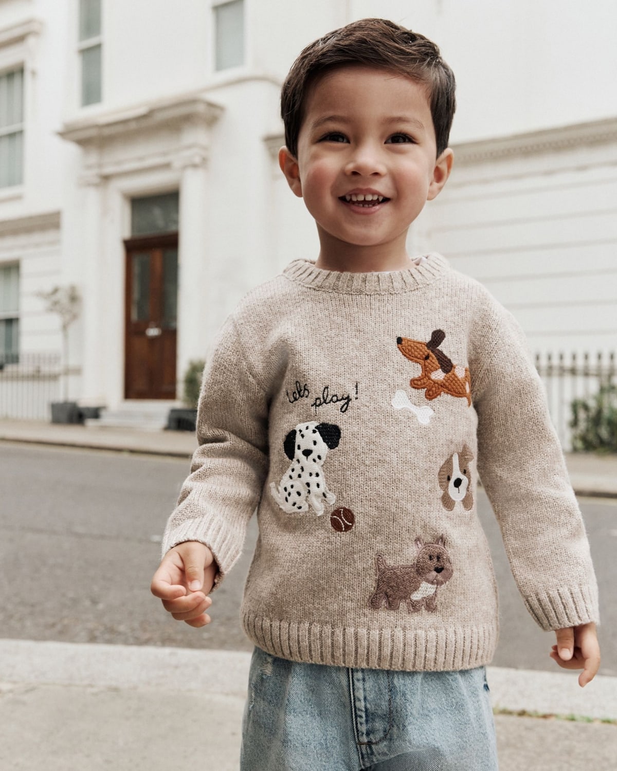 KNITWEAR