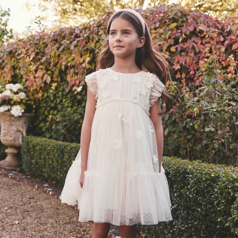 INT_202607_LP_GWR_DT_Flowergirl_PA_v01.jpg