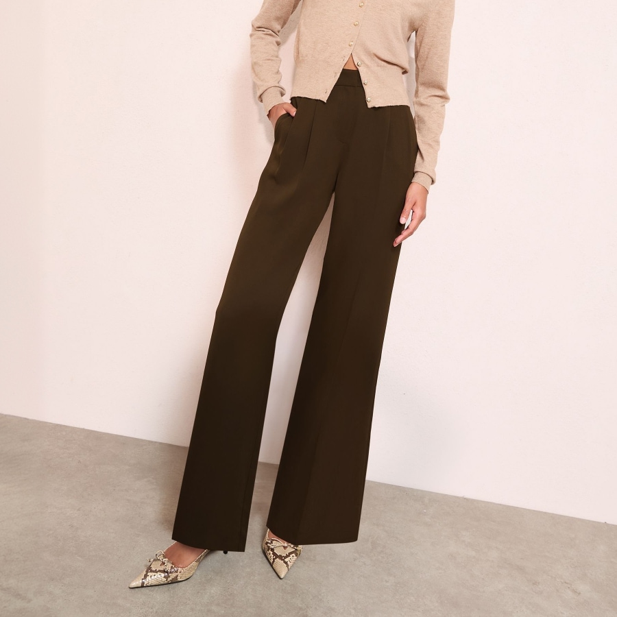 INT_202606_LP_WWR_DT_Trousers_AUS_v01.jpg