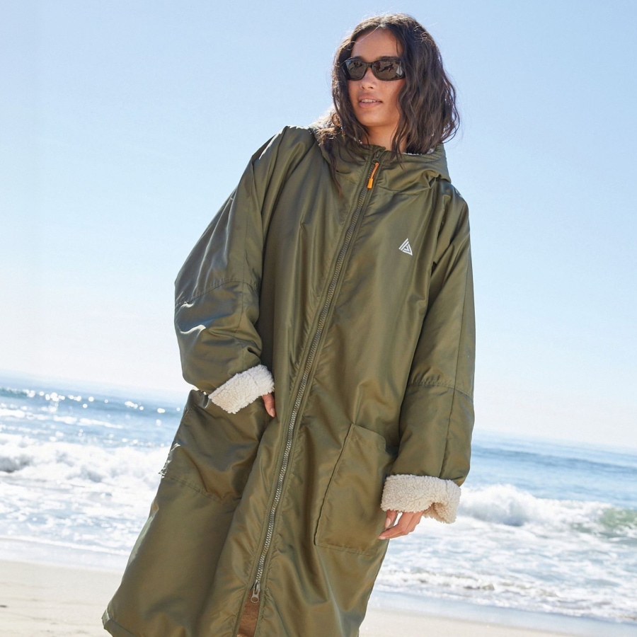 INT_202606_LP_WWR_DT_CoatsJackets_AUS_v01.jpg