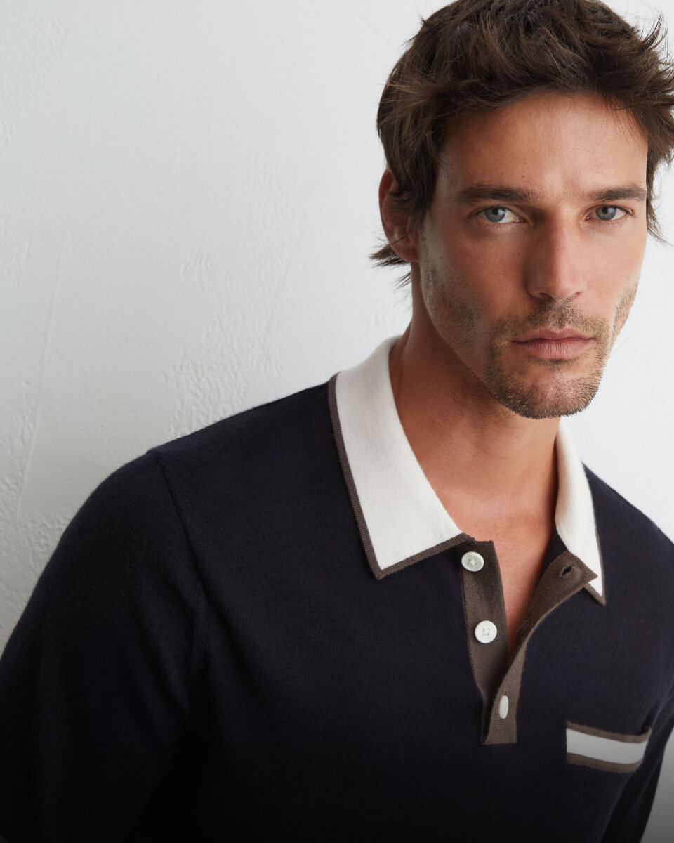 KNITWEAR