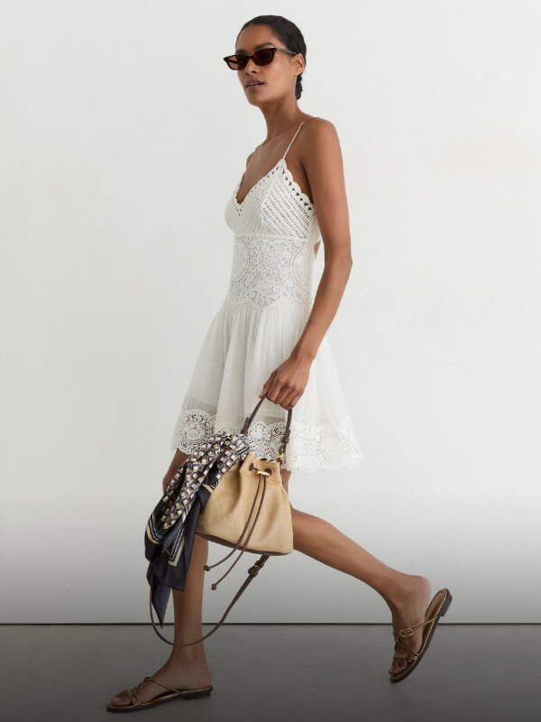 SUMMER WHITES